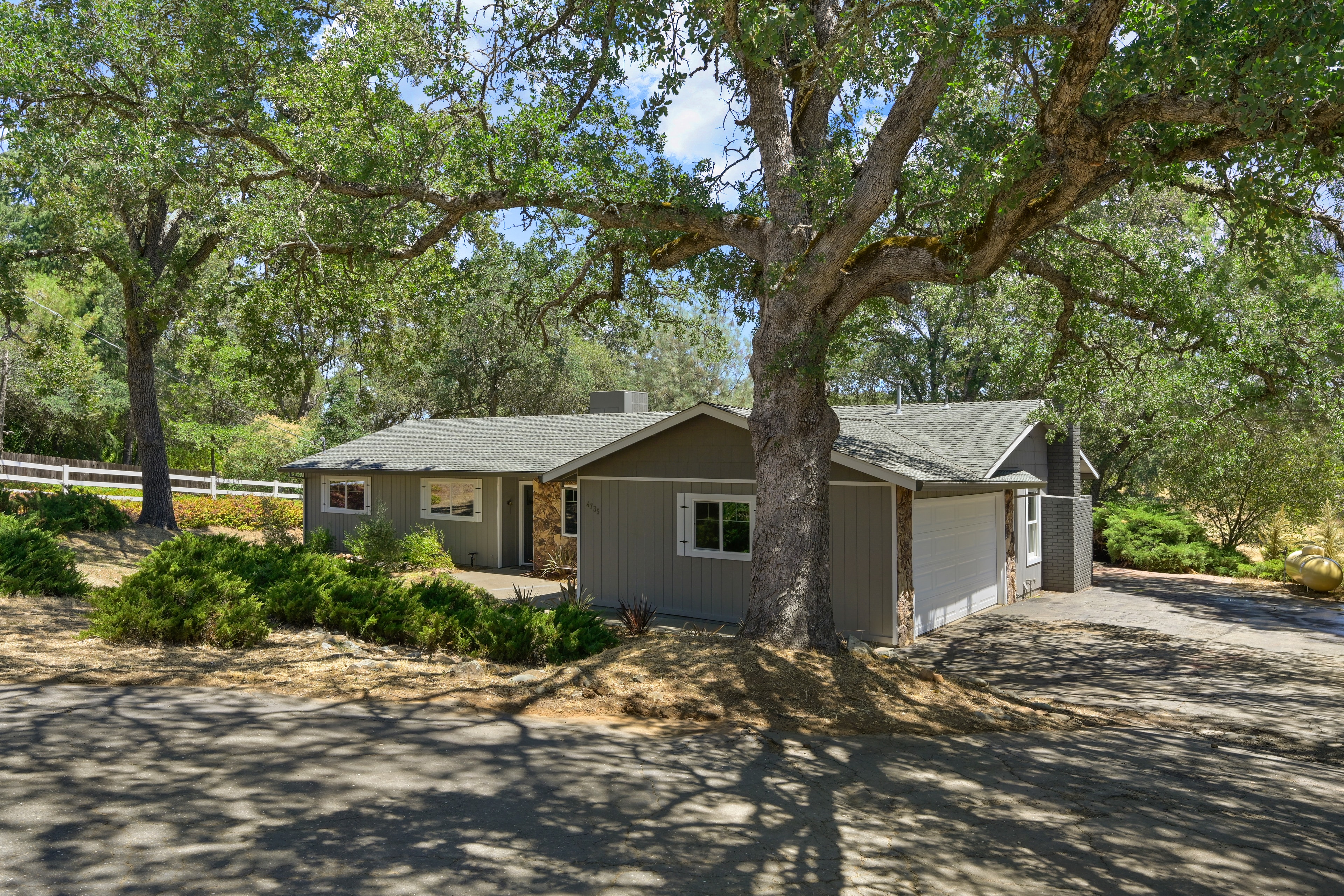 4735 DOE STREET, SHINGLE SPRINGS